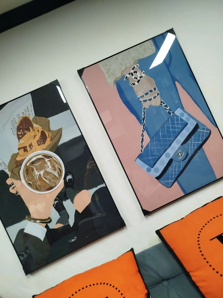 샤넬 감성 샤넬가방 샤넬백 여인 유화 대형 그림액자 그림 액자 팝아트 인테리어소품 명품그림 명품액자 꽃 선물 가방 이미지