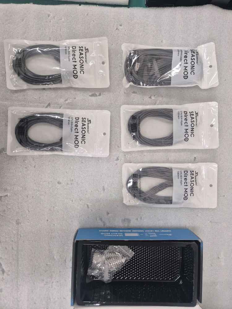 시소닉 SSR 750FX 750W 풀모듈러 파워서플라이 + 시소닉 Direct Mod 슬리빙케이블--3