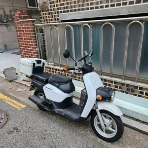 혼다 벤리 110 화이트 18년식 2만 스쿠터 오토바이 이미지