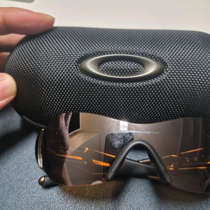 오클리 선글라스