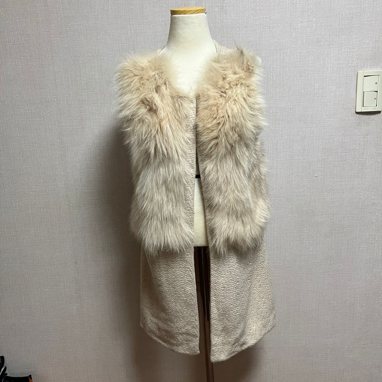 시슬리 폭스퍼 니트 베스트 이미지