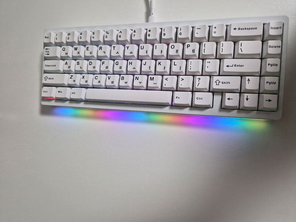 nut65 화이트 유무선 키보드 판매--1