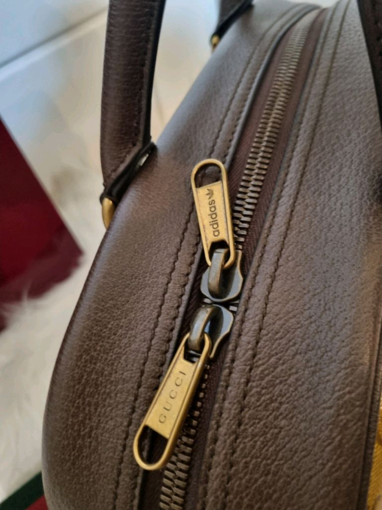 (새상품)구찌x아디다스 콜라보 미디엄 더플 토드백--5