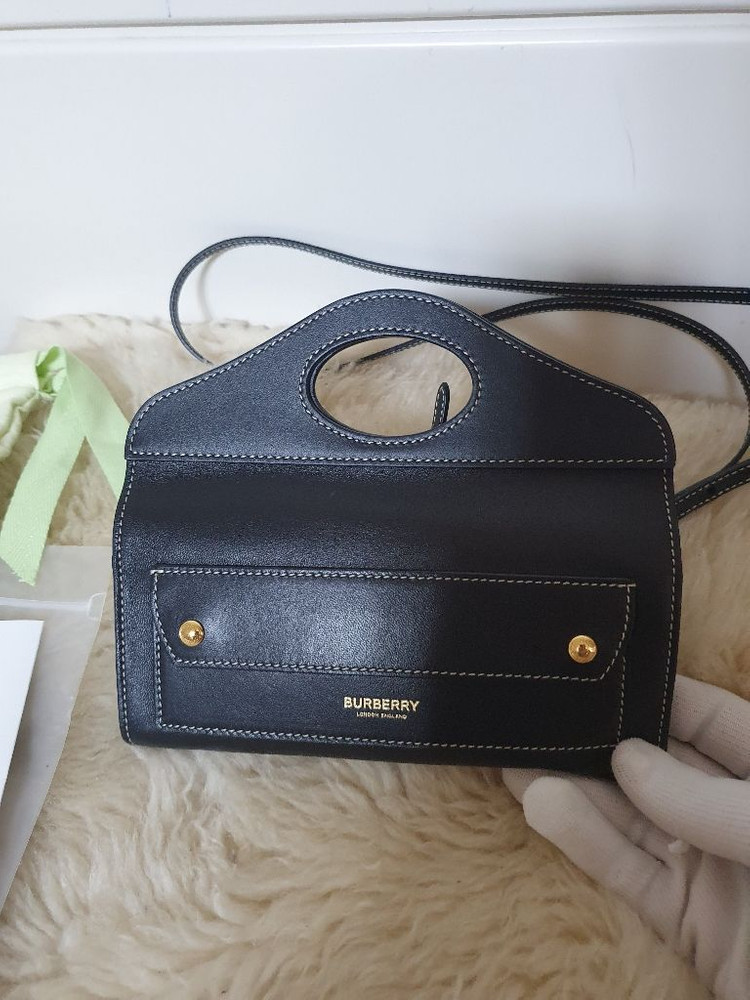 (정품)버버리 톱스터치 미니 블랙포켓 *꺠끗해요*--4