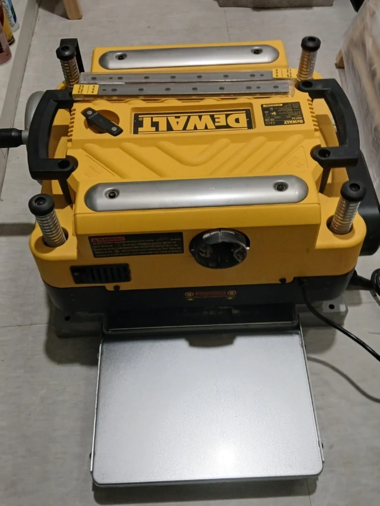 디월트 DW735 자동대패 이미지