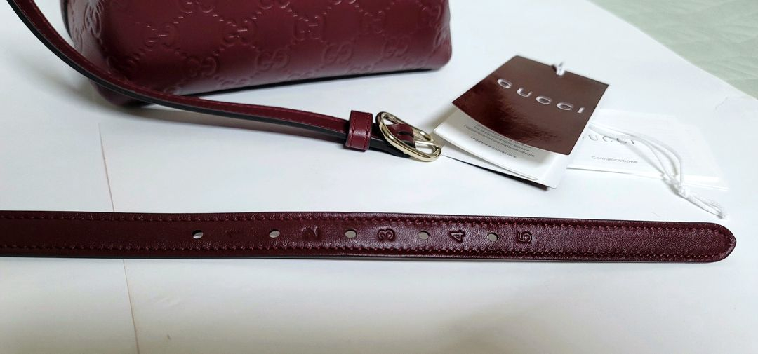 구찌 GG 엠블럼 스몰 버킷백 이미지