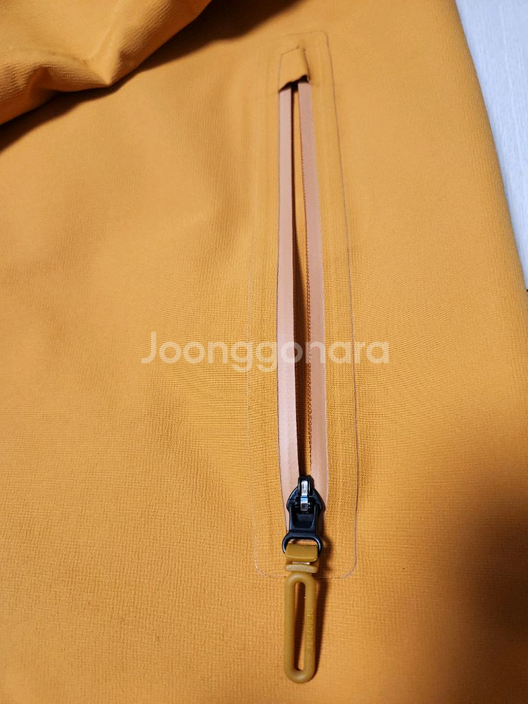 데상트 듀얼리스 네비게이터 방수 우븐 등산 캠핑 자켓 SM323DJK93 사이즈100(L)새상품처럼 전체적으로 하자--5