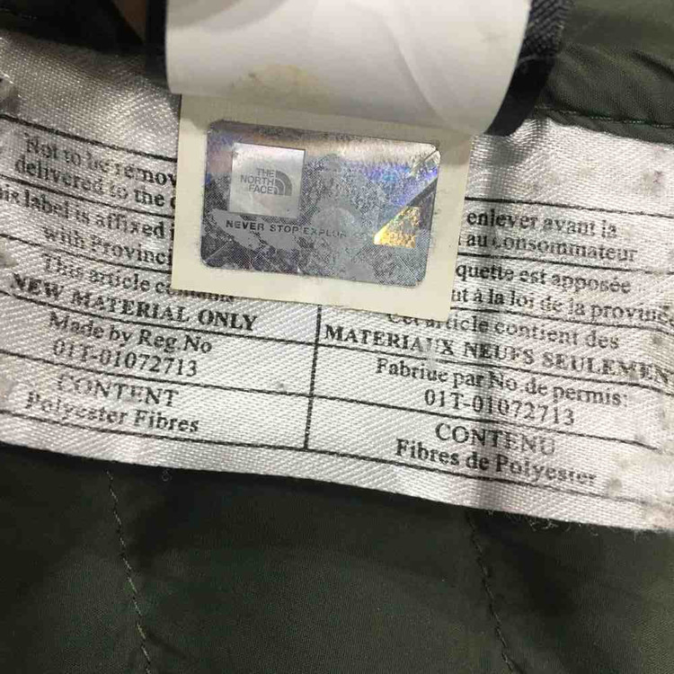 노스페이스 해외판 남성 카키 스트레치 써모볼 경량 패딩자켓 NF0A2TC9(105) 이미지