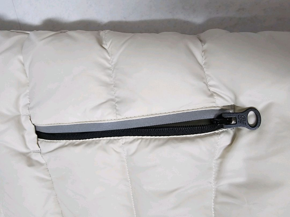 뉴발란스키즈 패딩경량조끼 130사이즈--3