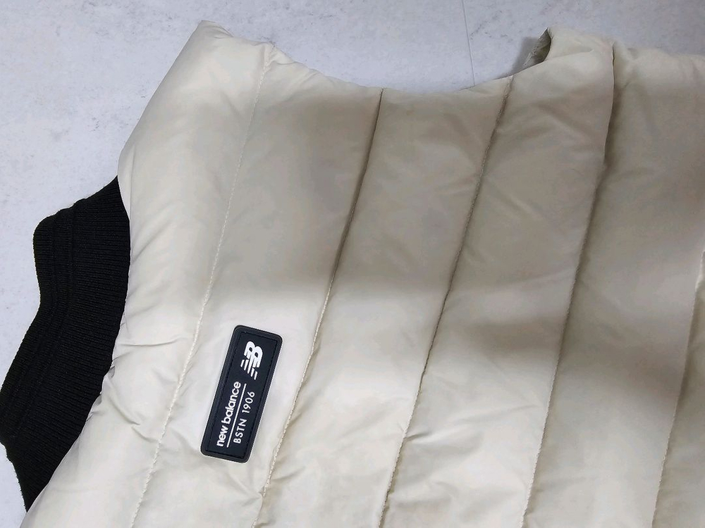 뉴발란스키즈 패딩경량조끼 130사이즈--5
