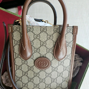 구찌 GG 캔버스 토트백 이미지