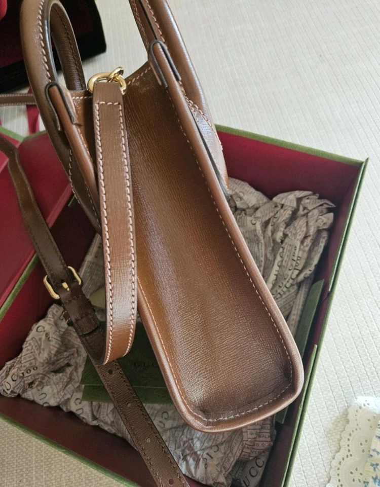 구찌 GG 캔버스 토트백 이미지