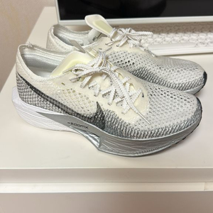 나이키 줌X 베이퍼플라이 넥스트% 3 화이트 그레이 245사이즈 이미지