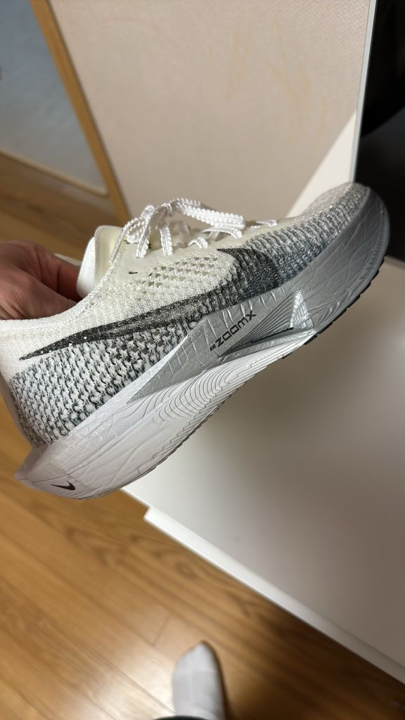 나이키 줌X 베이퍼플라이 넥스트% 3 화이트 그레이 245사이즈 이미지