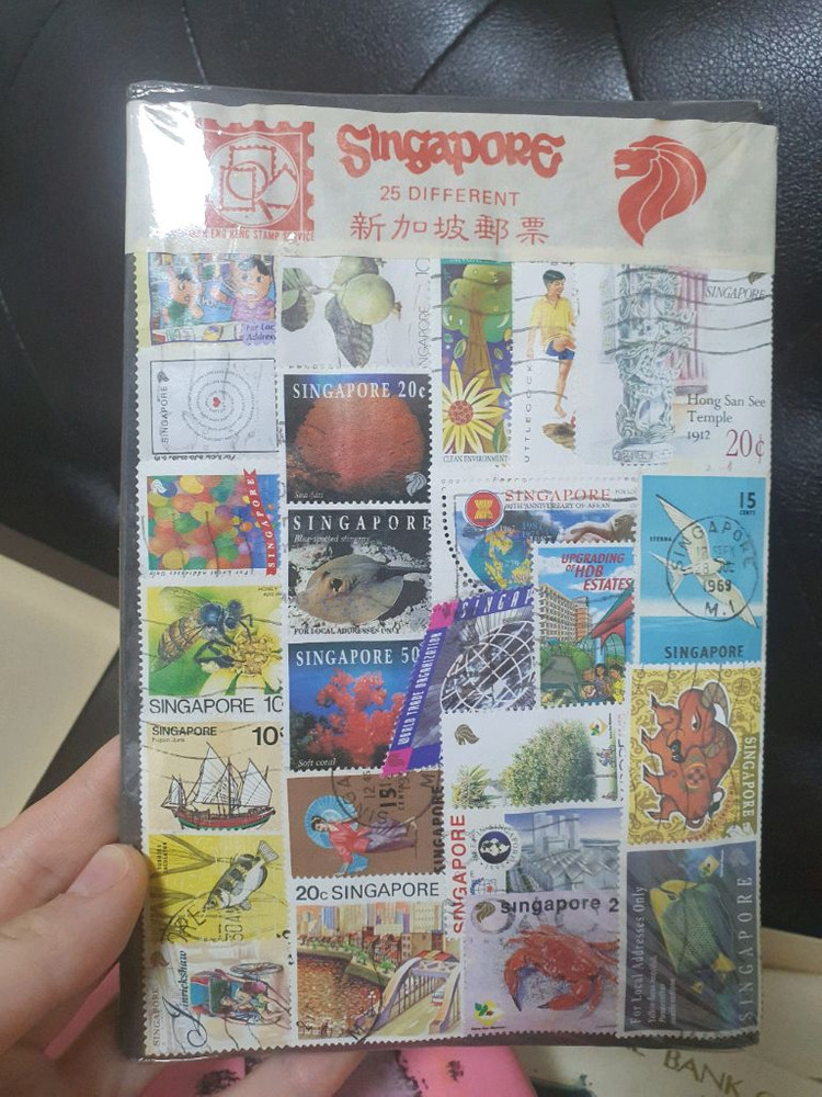 희귀한 싱가포르 옛날 우표 25개세트--0
