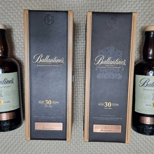 발렌타인 30 공병 + 우드케이스 세트 이미지