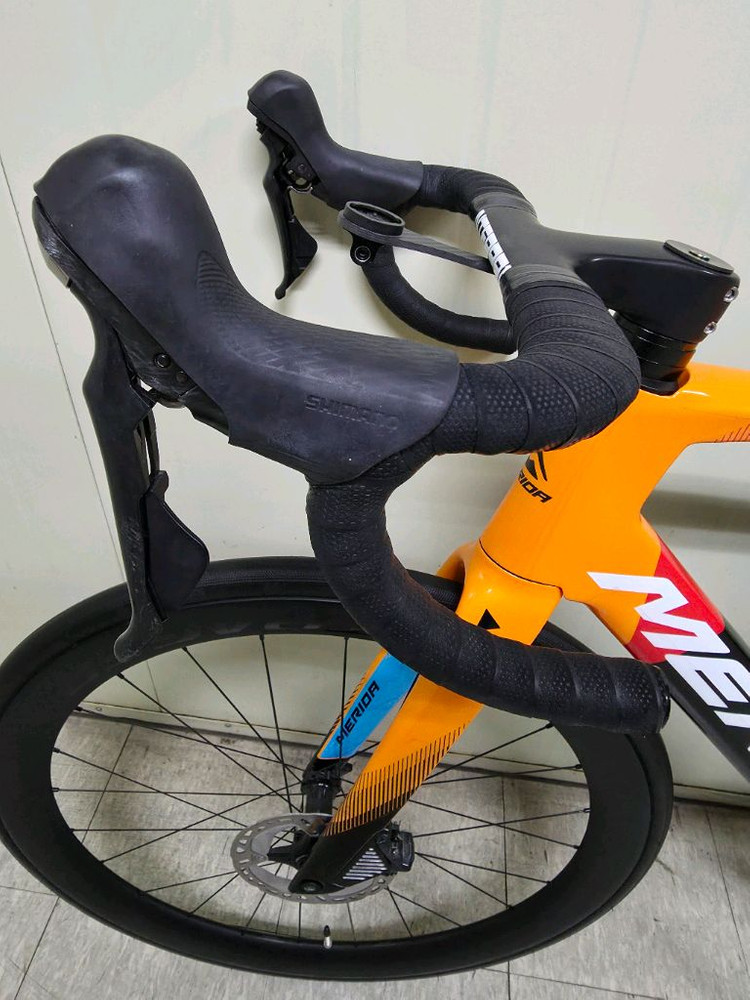 메리다 리액토5000 맥라렌 로드 L--2