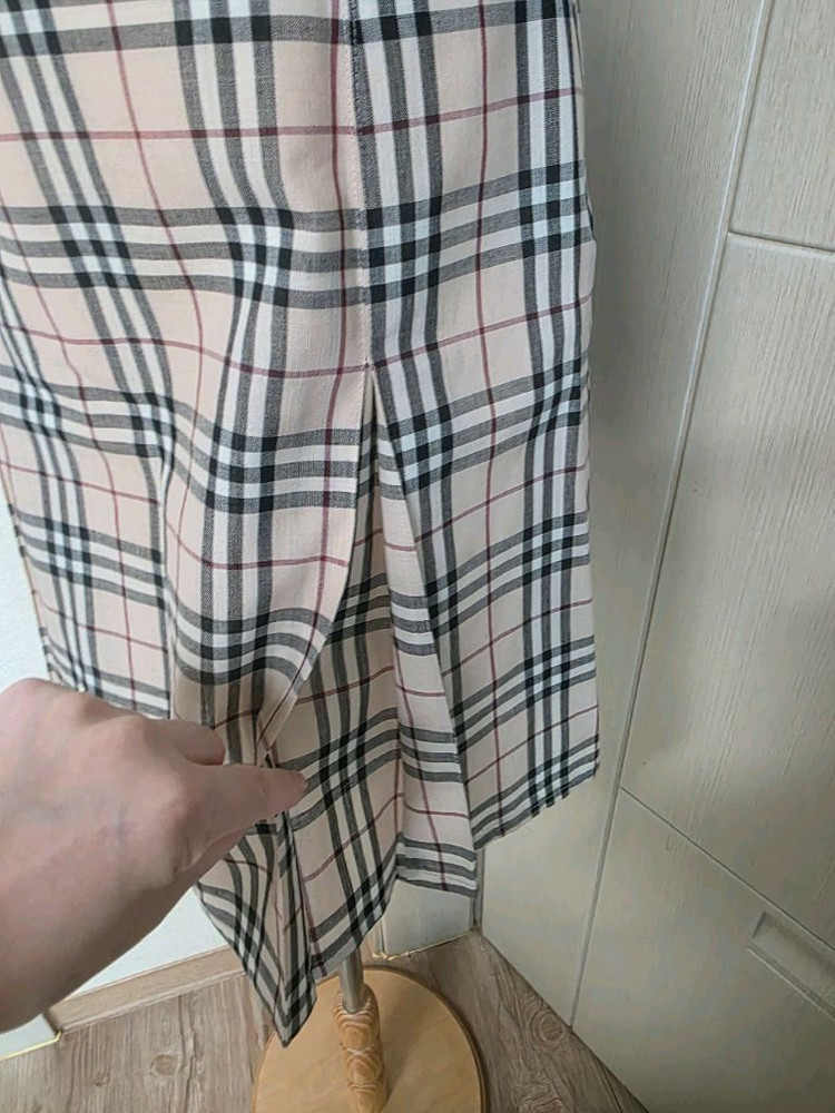 버버리 정품 스커트--4