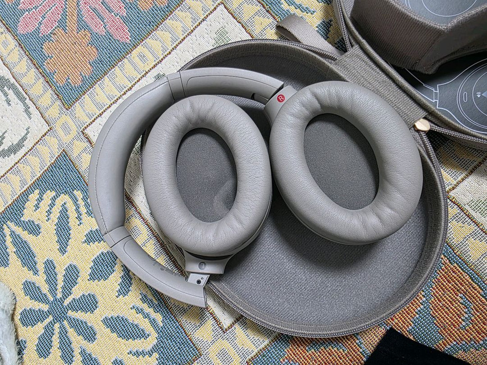 소니 WH-1000XM4 헤드폰 풀박스--3