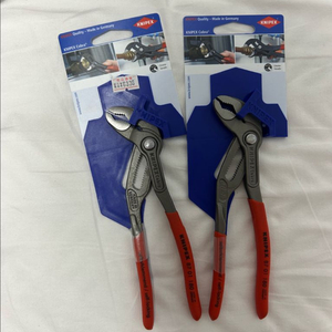 크니펙스 KNIPEX 87 01 180 코브라 플라이어 (180mm / 18cm) 입니다.