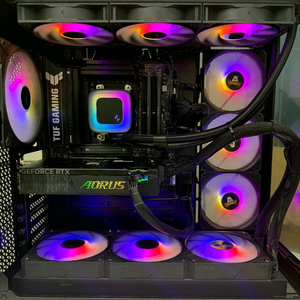 9800X3D RTX 5080 본체 팝니다.