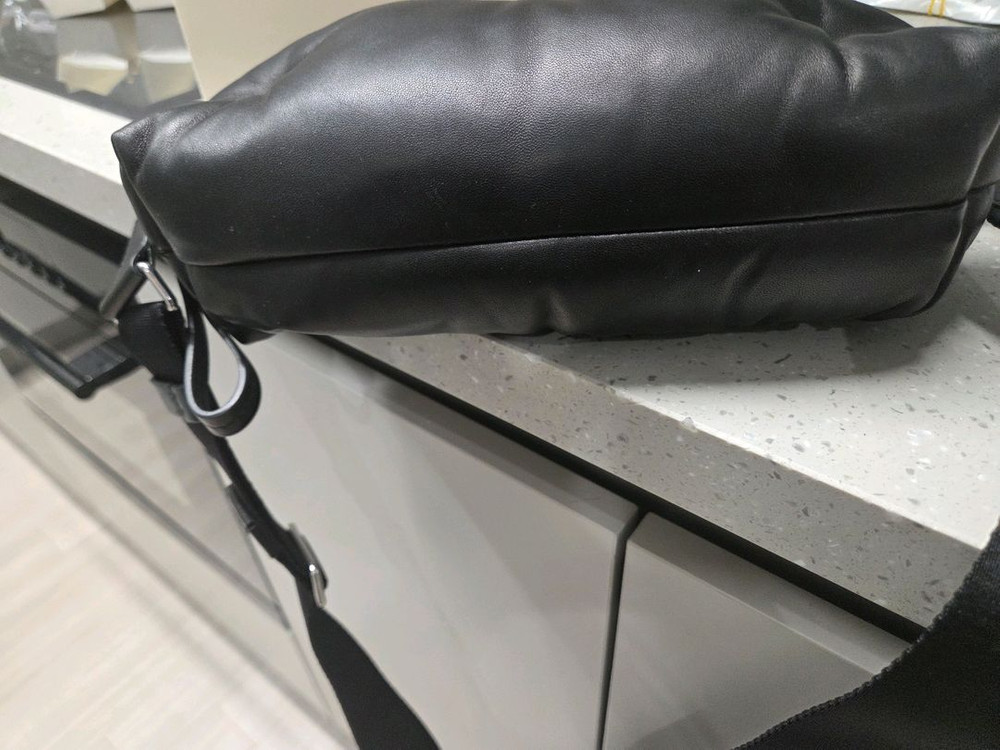 급매! 정품 메종 마르지엘라 글램슬램 카메라백/ 양가죽--6