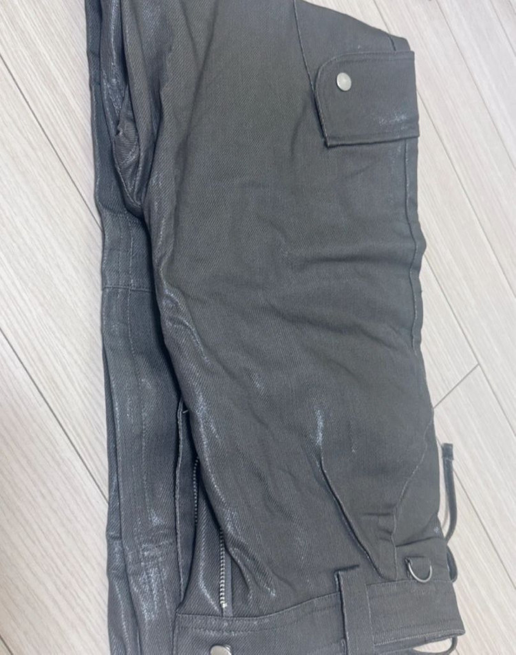 [새 상품/품절]타입서비스 Coated Snap Pants 차콜--2