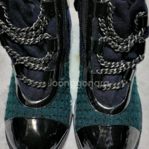 샤넬 실버체인 참장식 여성앵클부츠37,5(정품)G30960