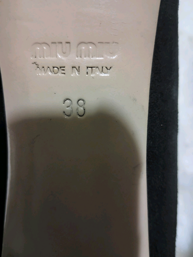 미우미우 레더(스웨이드) 플랫슈즈 38(정품)--9
