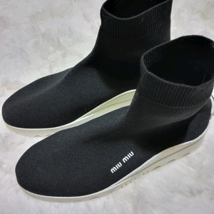 미우미우 니트 삭스 여성스니커즈37(정품)