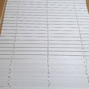 커튼명가 창: 우드 블라인드 화이트 (97x225)