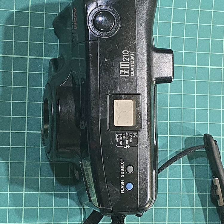 중고. 올림푸스 줌. 필름 카메라--1