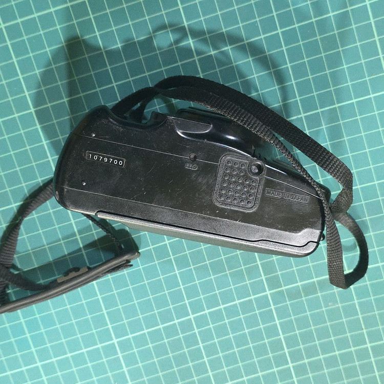 중고. 올림푸스 줌. 필름 카메라--3