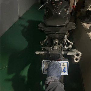 23년 1월식 CBR500R 검정 순정 팝니다.(대차가능) 이미지