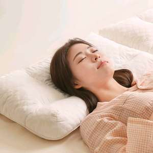 (미개봉 새상품) 수면공감 우유베개&커버 세트