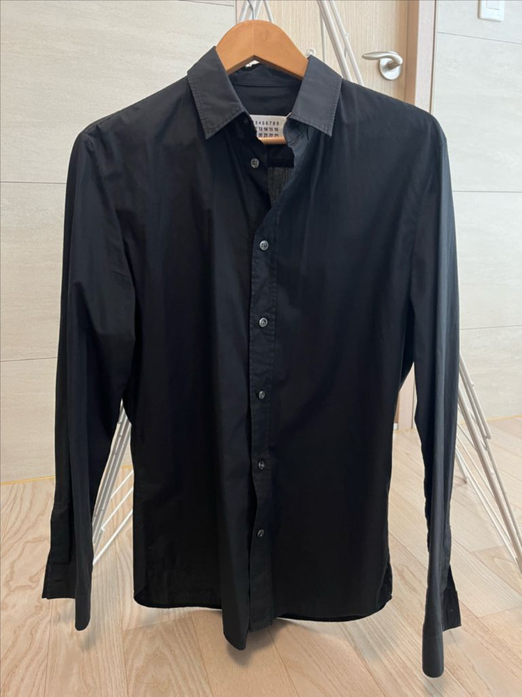 메종 마르지엘라 / 스티치 셔츠 블랙 / 39--0