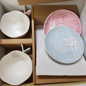 레녹스 버터플라이 나비핸들 커피잔 이미지