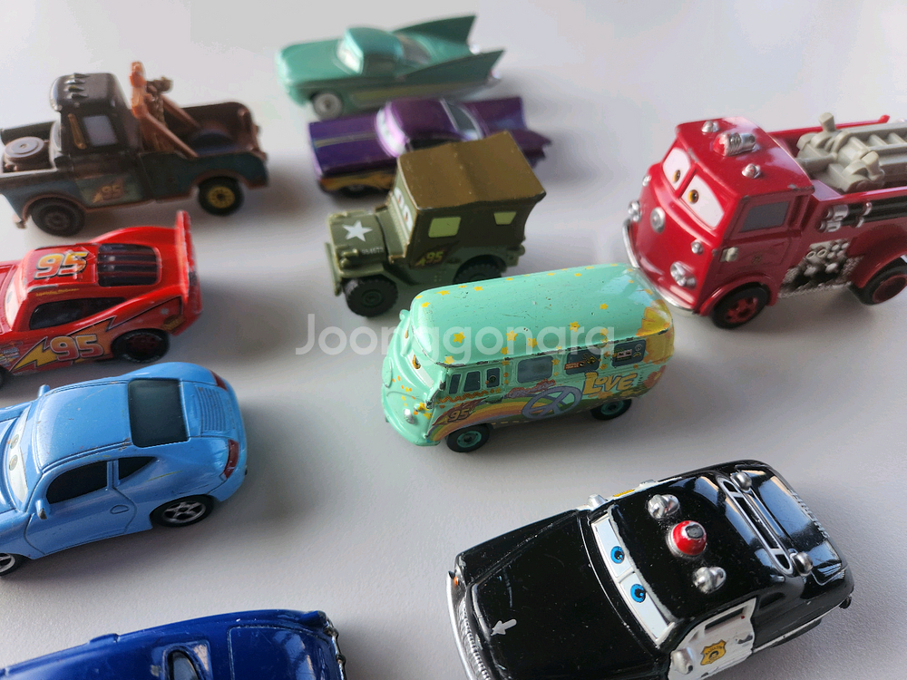 디즈니 픽사 카 다이캐스트 모델--3