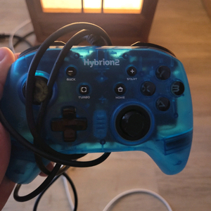 하이브리온2 유선 게임패드(투명블루)