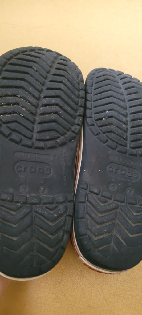 크록스 슬리퍼 우먼 7사이즈--3