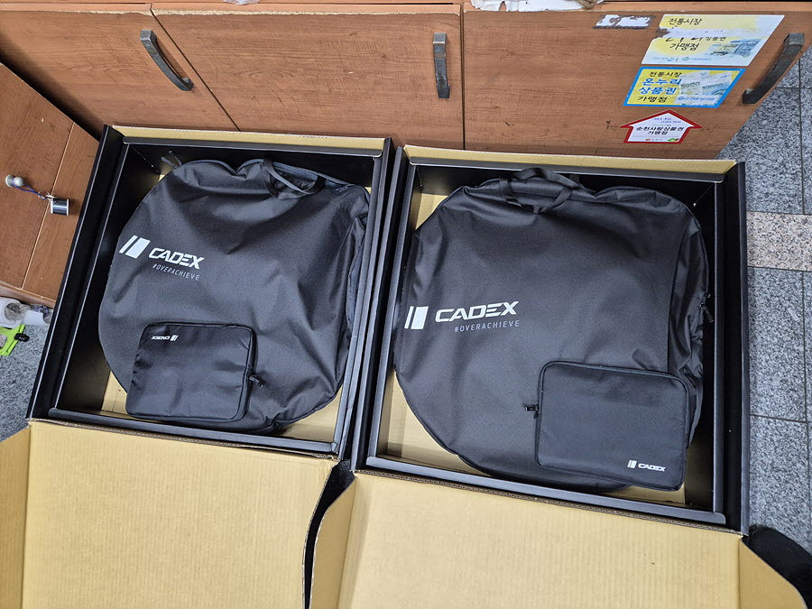 *미사용품*케이덱스 36 튜블리스 디스크 카본 휠셋--9