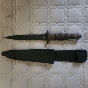 폭스 나이프 페어번 사익스 대거 월넛 손잡이