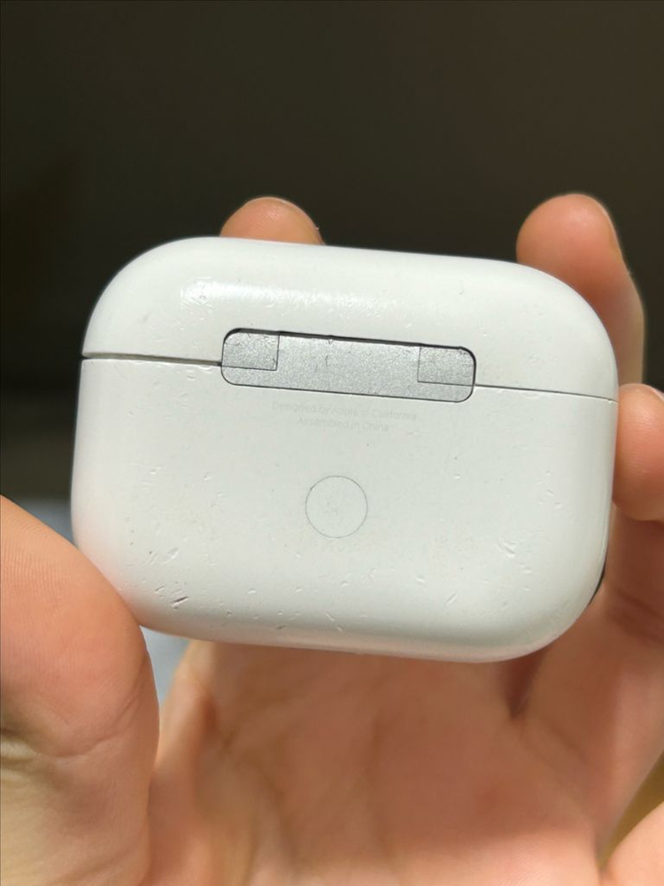 에어팟 프로 2세대 라이트닝--1