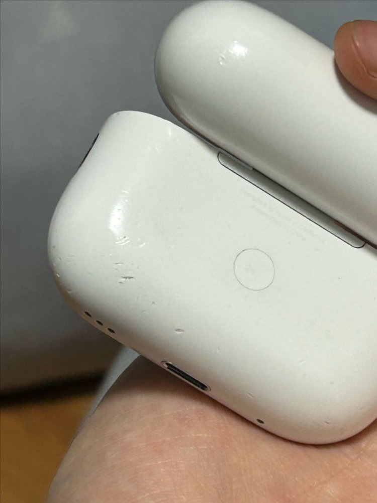 에어팟 프로 2세대 라이트닝--2