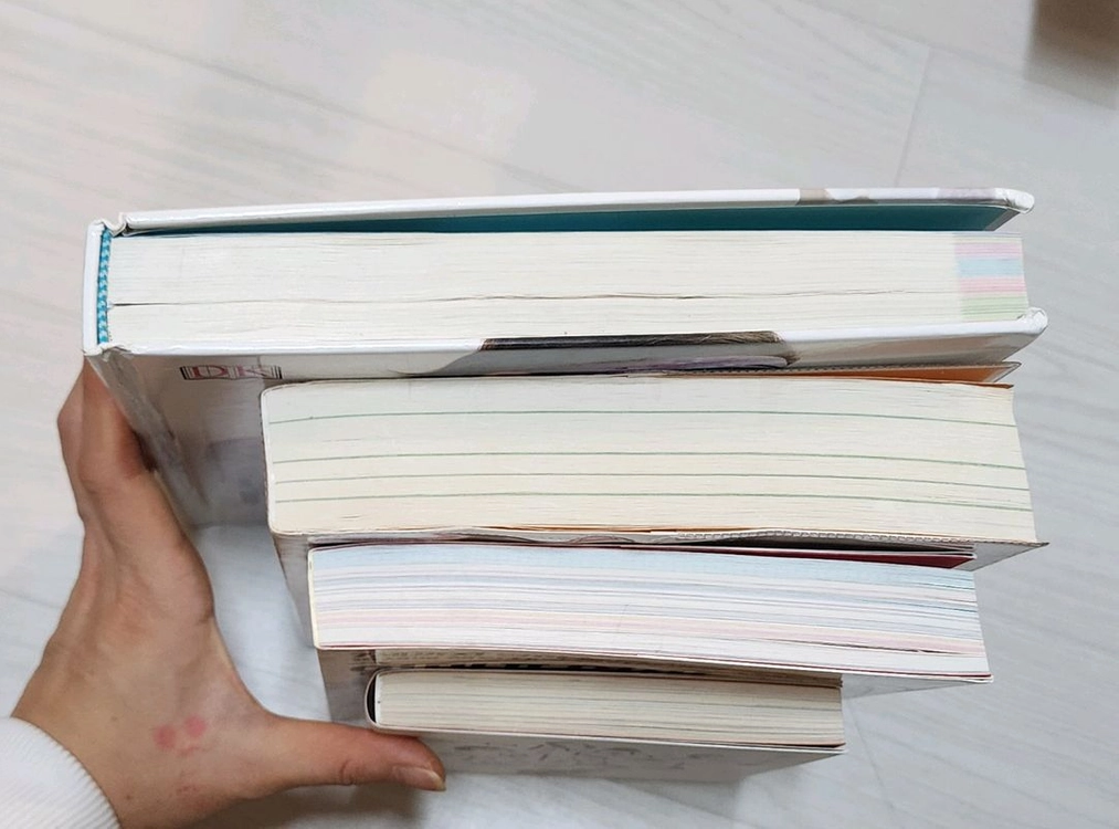 육아 서적 모음 택포 (데이 바이 데이 베이비 북, 신의진, 엄마표 영어 외) 이미지