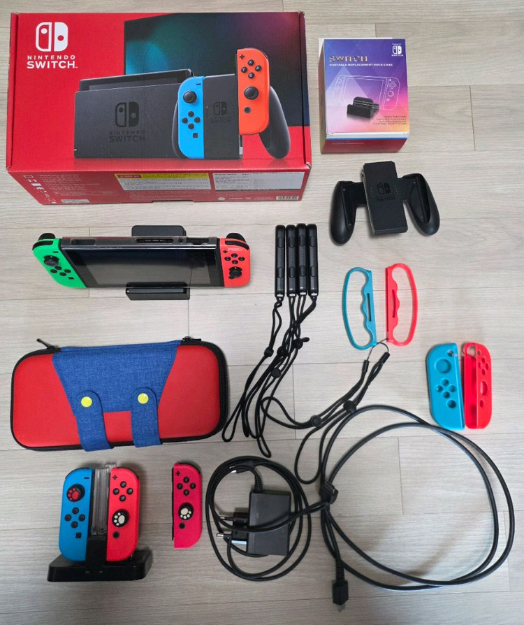 닌텐도 스위치(배터리 개선판) 및 게임 등 풀세트--0