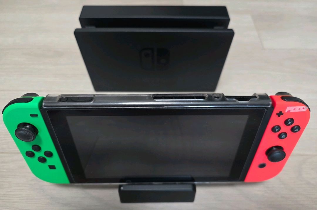 닌텐도 스위치(배터리 개선판) 및 게임 등 풀세트--1