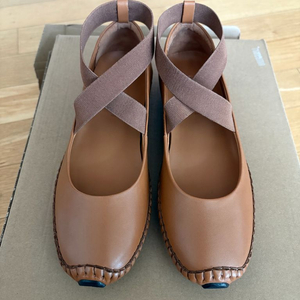 (235) 쿠에른 바자 발레리나 16 브랜디