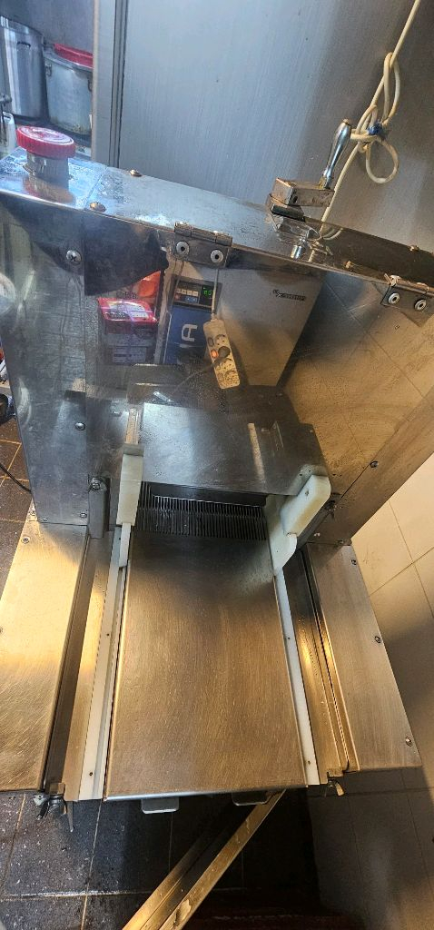 알디자동화 알원 수육 보쌈 컷팅기 이미지