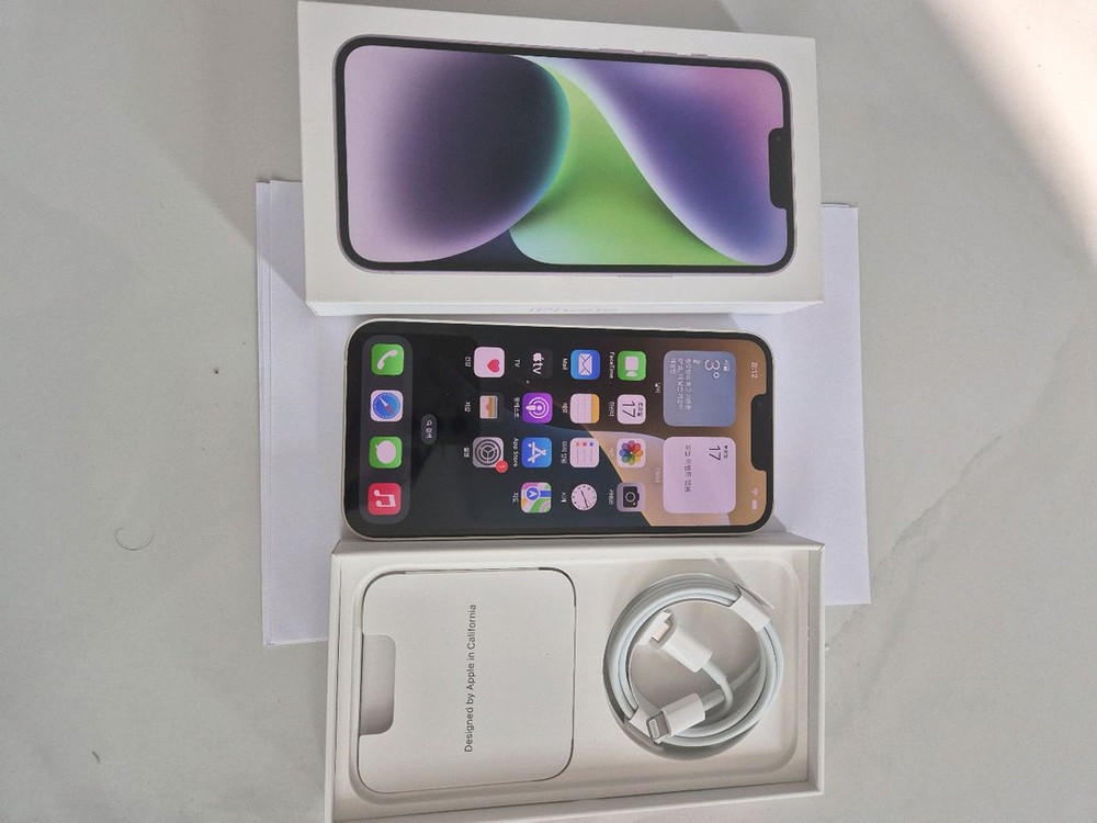 아이폰 14 화이트 128GB 이미지